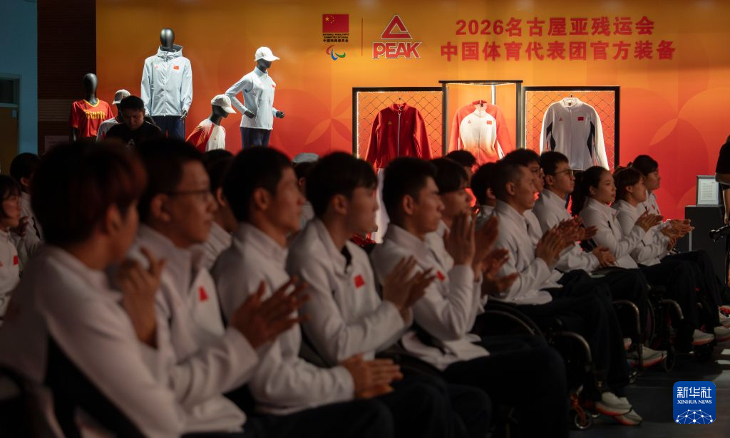 专业向用户提供几百款产品服务